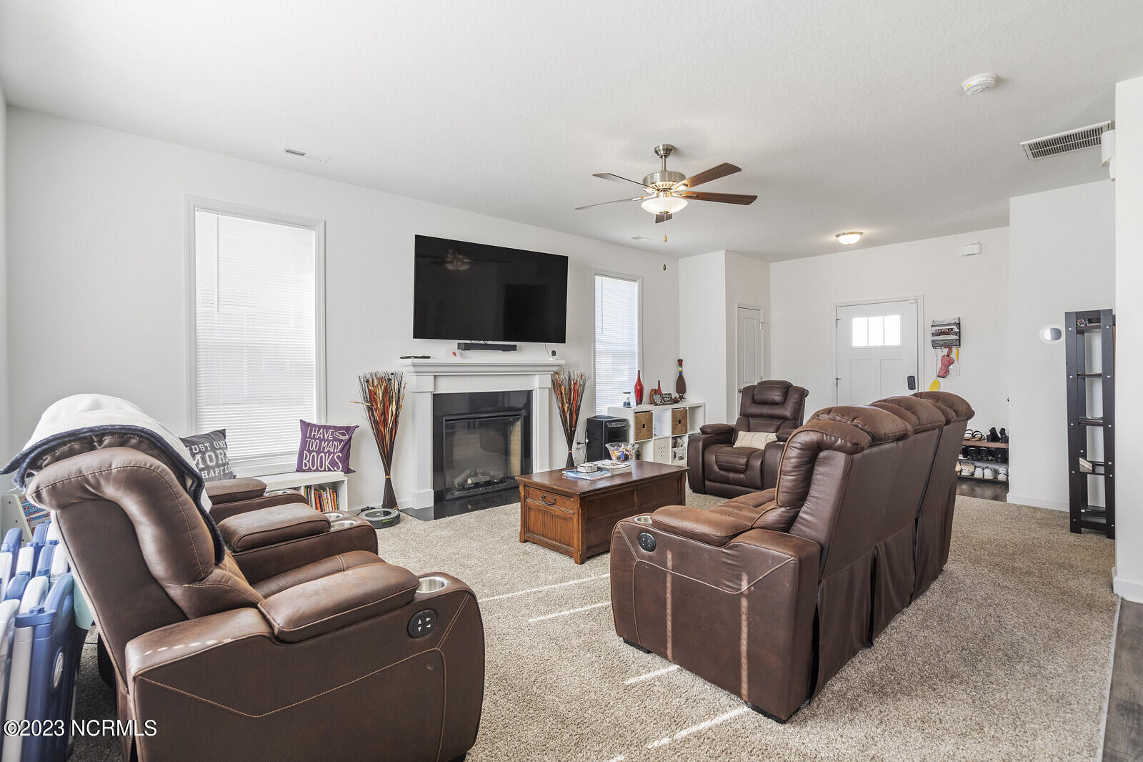 407 Cattle Ranch Lane Jacksonville, NC 28546 - Photo 8 of 42 14_DSC09872_mls