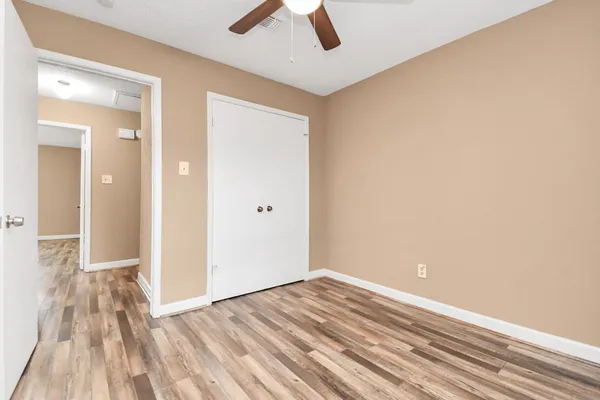 $1,700 | 12400 Brookglade Circle, Unit 47, Houston, TX 77099