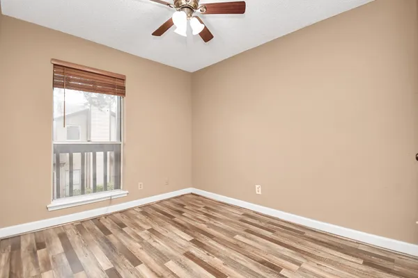 $1,700 | 12400 Brookglade Circle, Unit 47, Houston, TX 77099