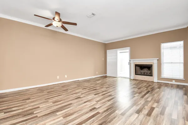 $1,700 | 12400 Brookglade Circle, Unit 47, Houston, TX 77099