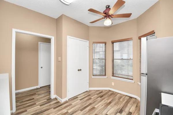 $1,700 | 12400 Brookglade Circle, Unit 47, Houston, TX 77099