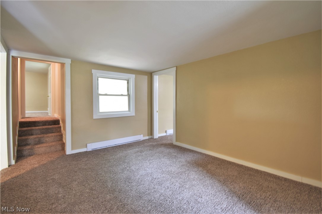 1482 Hubbard Road Hubbard, OH 44425 - Photo 14 of 19 Gallery Image 14