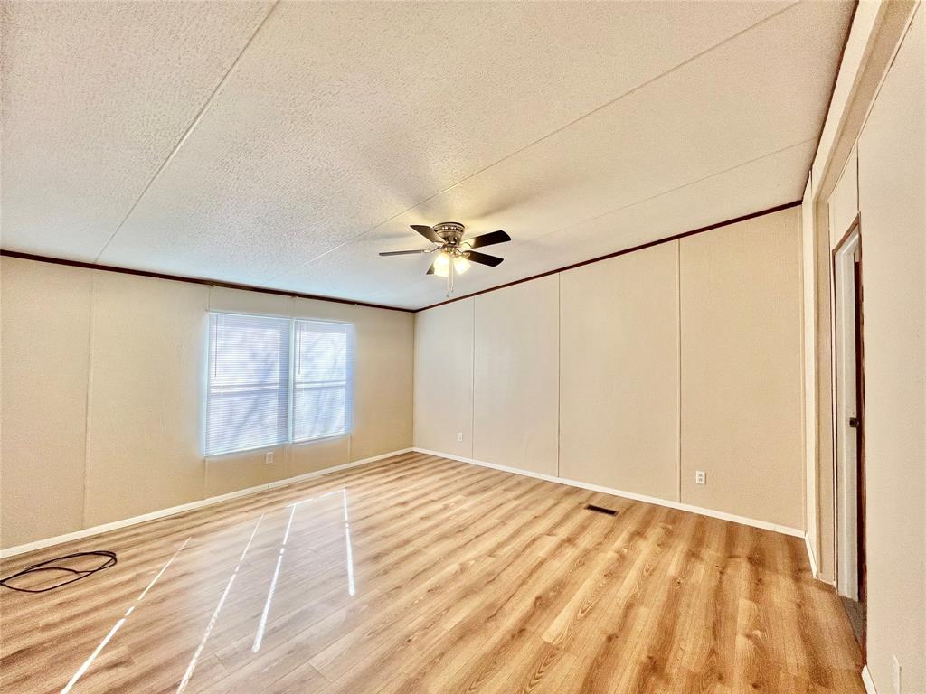 258 P R 2698 Alvord, TX 76225 - Photo 13 of 40