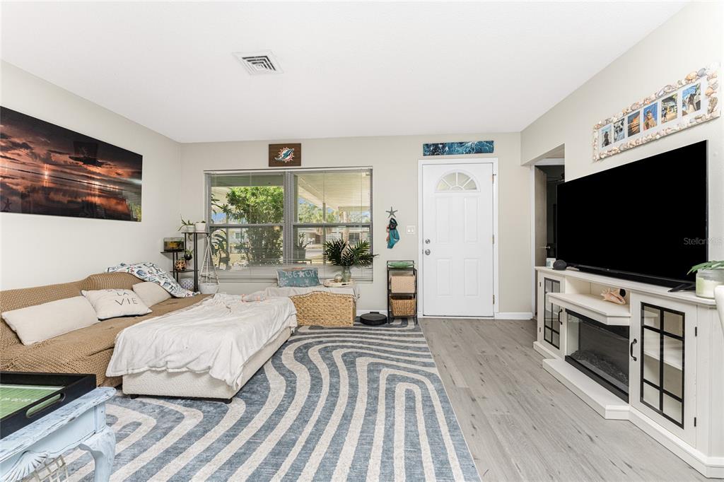 167 Golf Club Lane Venice, FL 34293 - Photo 5 of 57