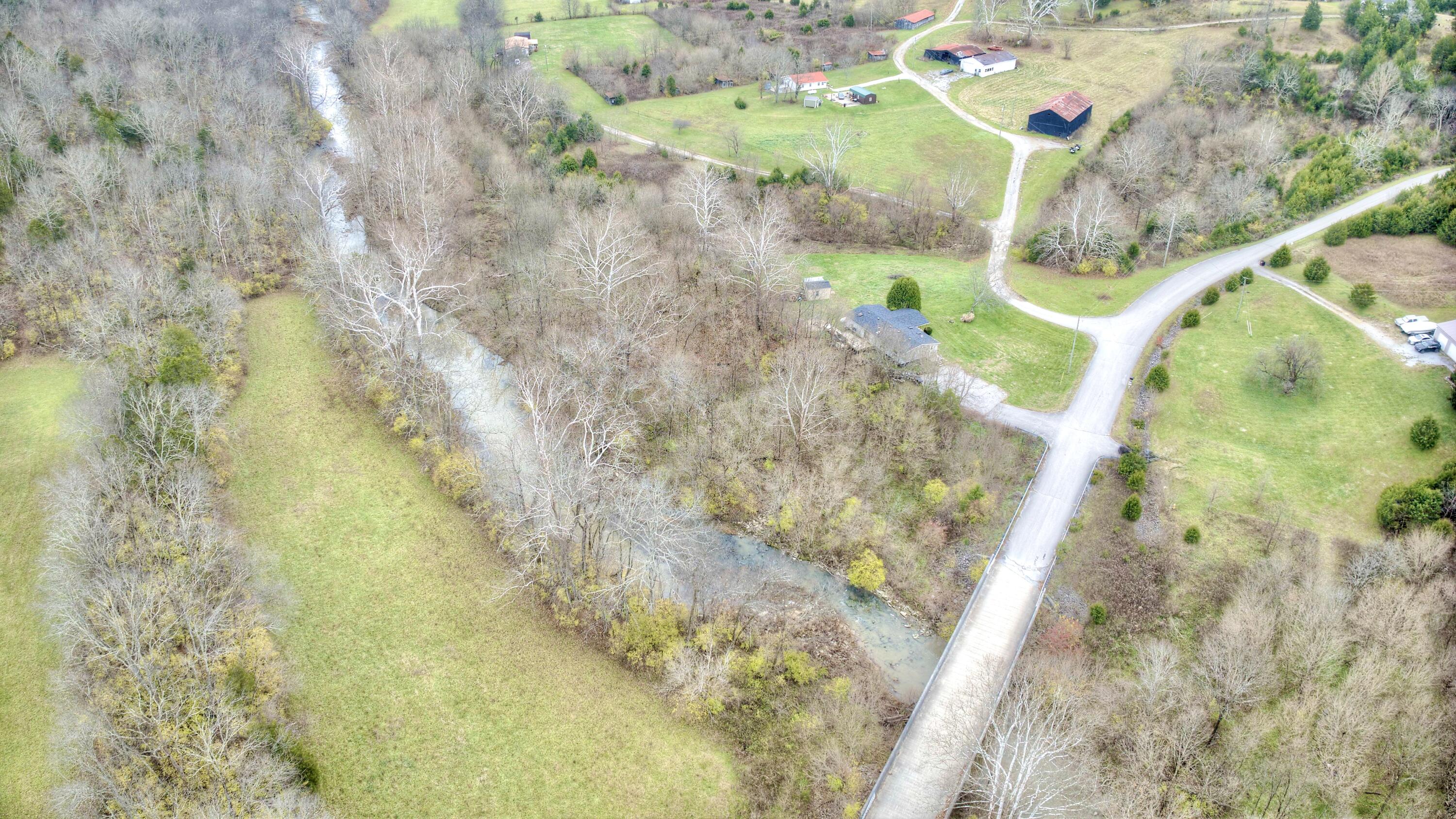 1030 Cross Rd Pike Corinth, KY 41010 - Photo 28 of 34