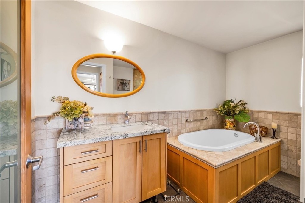 7880 Wesley Road Joshua Tree, CA 92252 - Photo 14 of 47