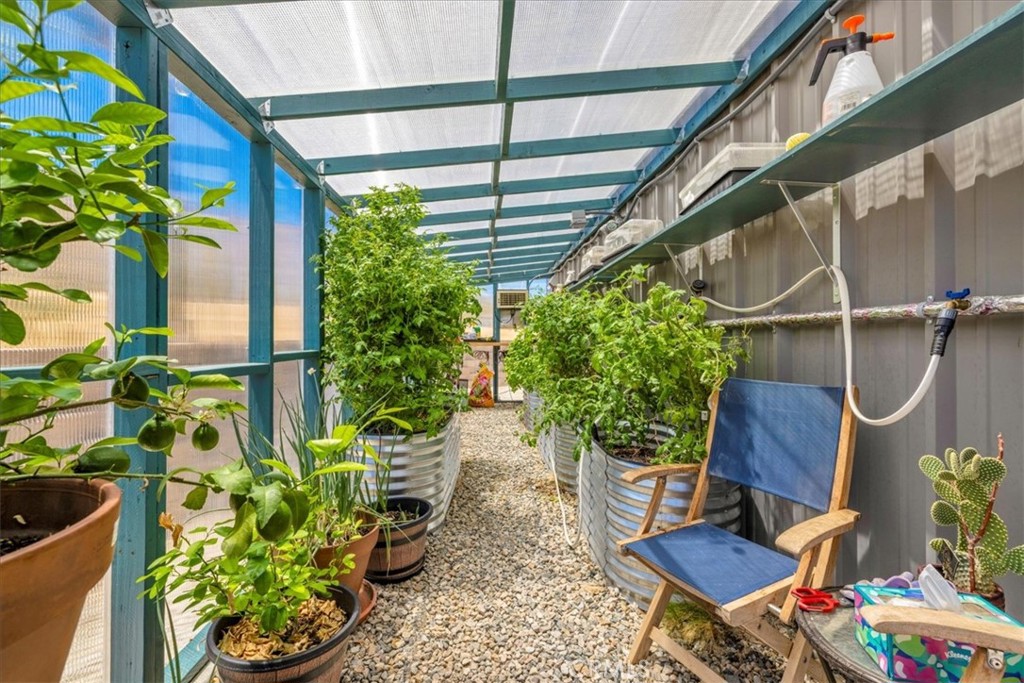 7880 Wesley Road Joshua Tree, CA 92252 - Photo 40 of 47