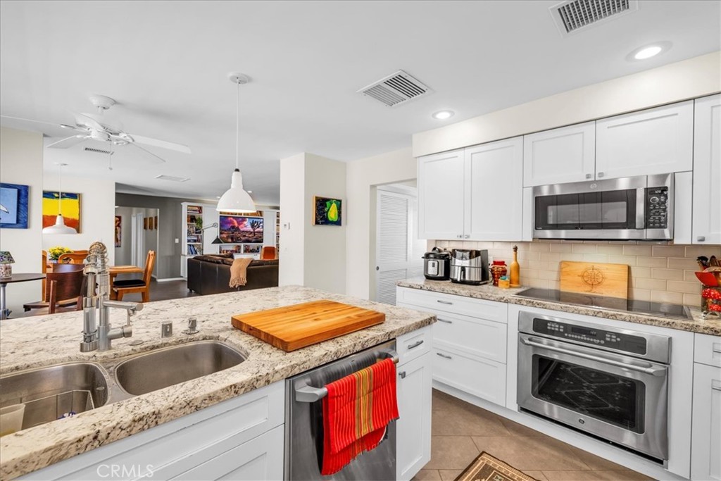 7880 Wesley Road Joshua Tree, CA 92252 - Photo 9 of 47