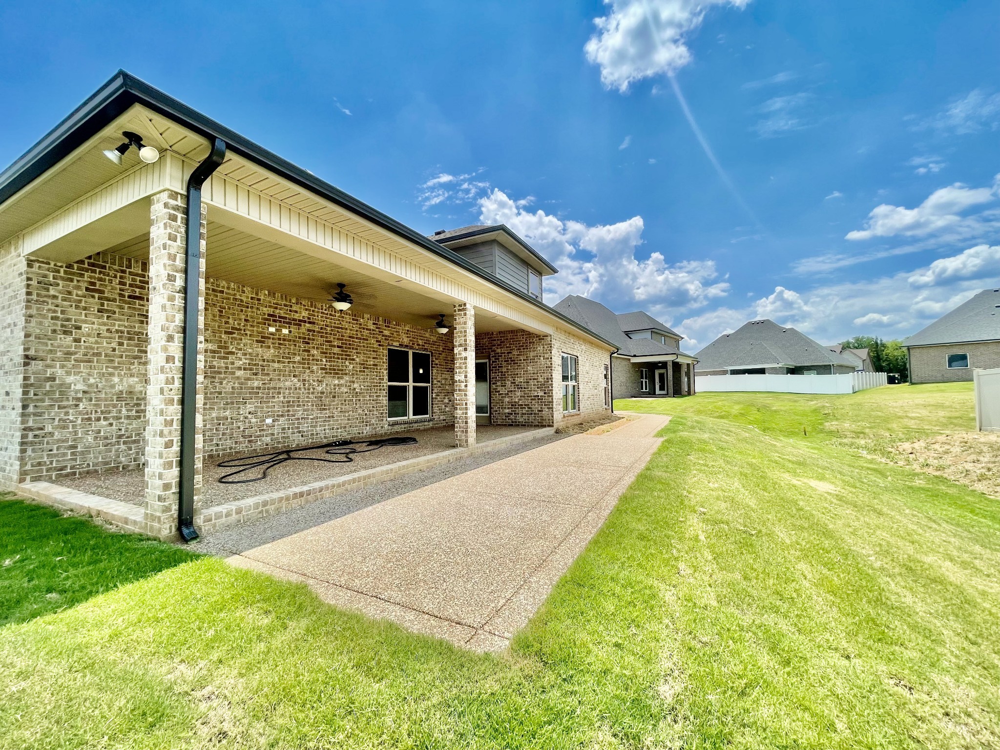 1282 Rimrock Road Smyrna, TN 37167 - Photo 4 of 33 Gallery Image 4