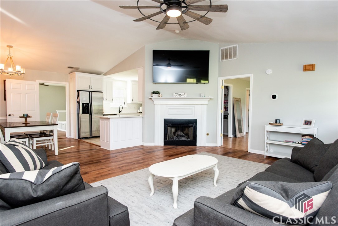 1091 Freeman Creek Road Bishop, GA 30621 - Photo 13 of 54