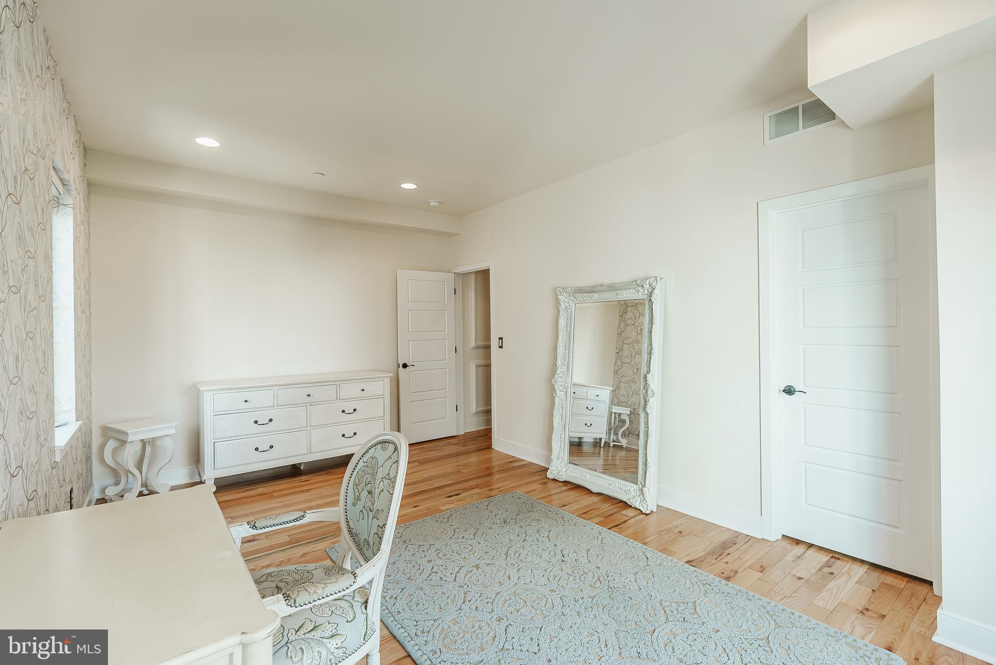 1935 Reed Street Philadelphia, PA 19146 - Photo 16 of 25