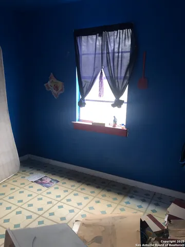 $175,000 | 156 County Road 781, Natalia, TX 78059