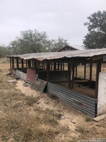 $175,000 | 156 County Road 781, Natalia, TX 78059