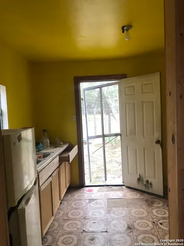 $175,000 | 156 County Road 781, Natalia, TX 78059