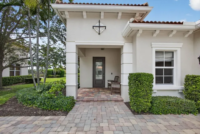 $949,000 | 221 Porgee Rock Place, Jupiter, FL 33458