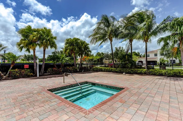 $949,000 | 221 Porgee Rock Place, Jupiter, FL 33458