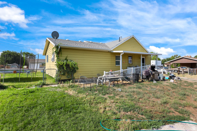 1038 West 800 North Clinton, UT 84015 - Photo 12 of 12