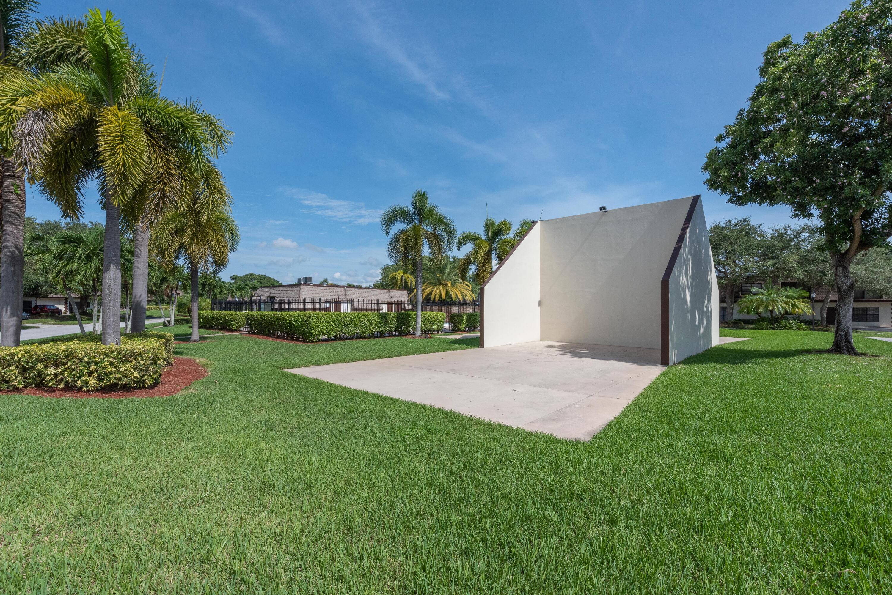 9400 Southwest 61st Way, Unit B Boca Raton, FL 33428 - Photo 28 of 30 9400 SW 61st Way, B (28 of 30)