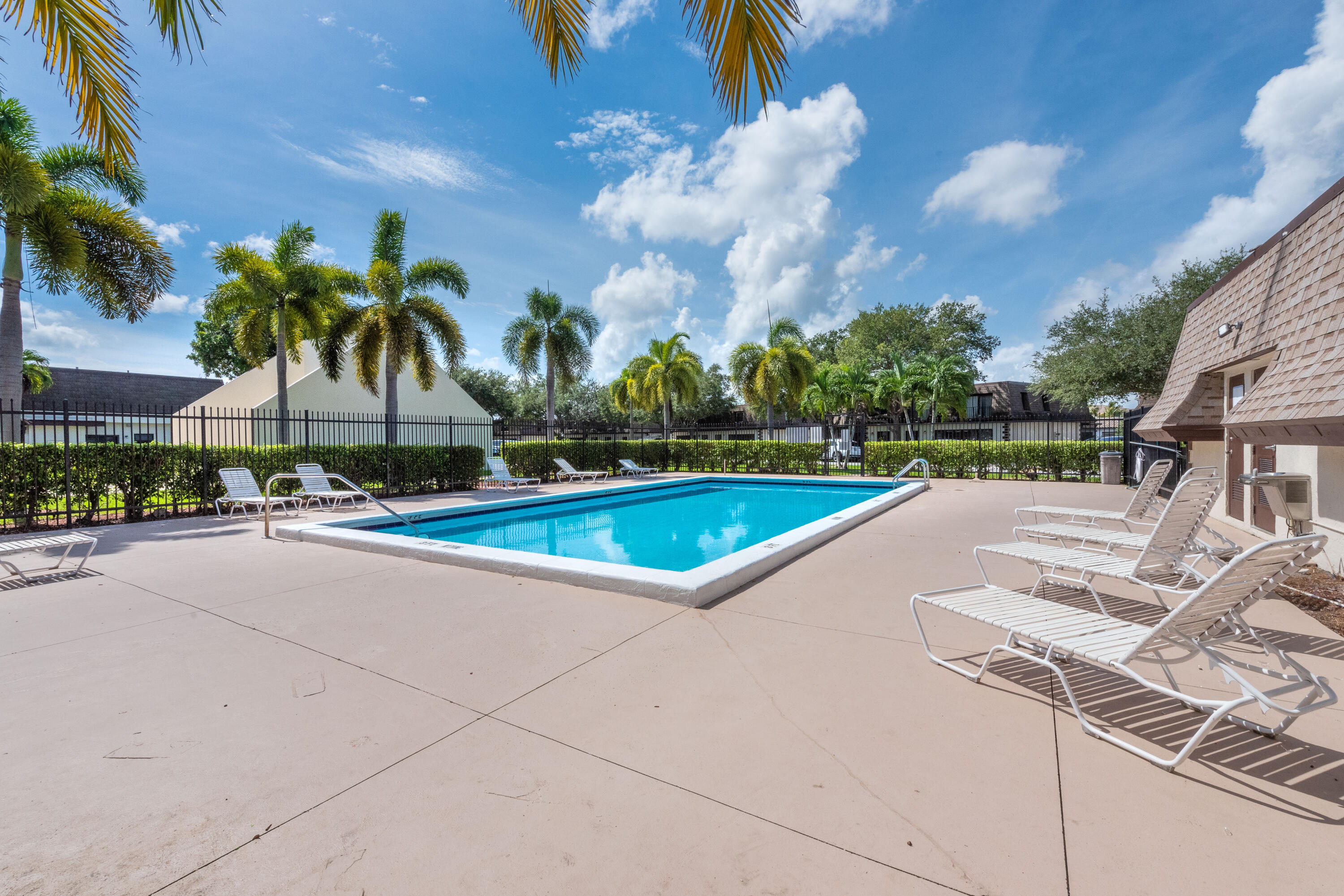 9400 Southwest 61st Way, Unit B Boca Raton, FL 33428 - Photo 30 of 30 9400 SW 61st Way, B (30 of 30)