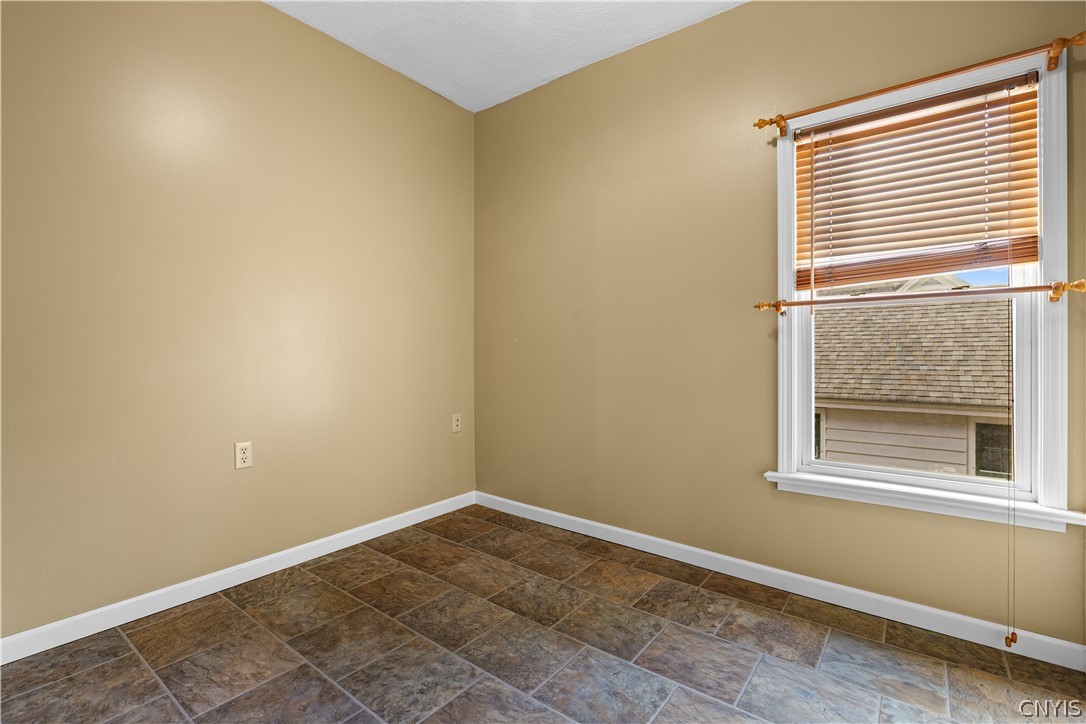 721 North James Street Rome, NY 13440 - Photo 38 of 50