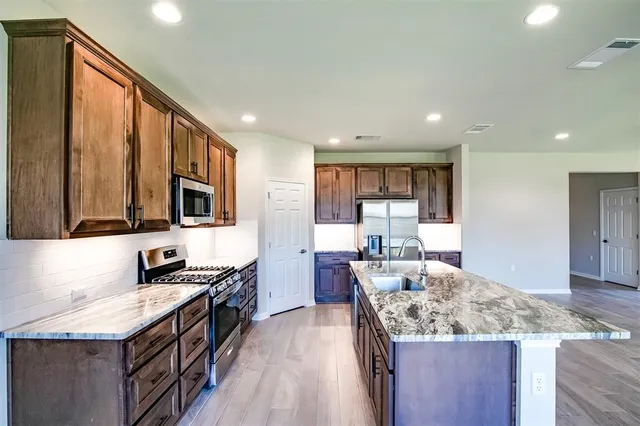 $2,550 | 837 Falkland Trace, Pflugerville, TX 78660