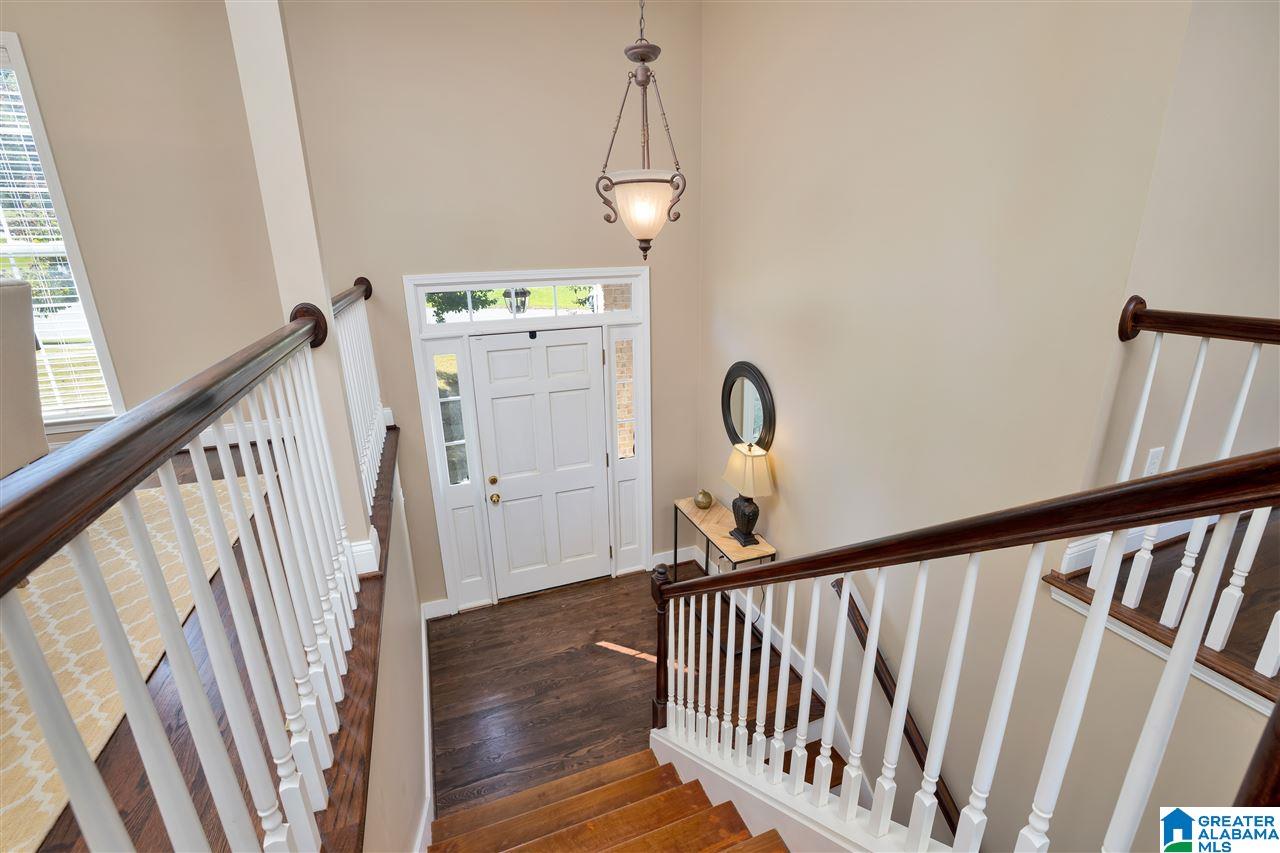 1115 Oak Grove Road Birmingham, AL 35209 - Photo 4 of 32