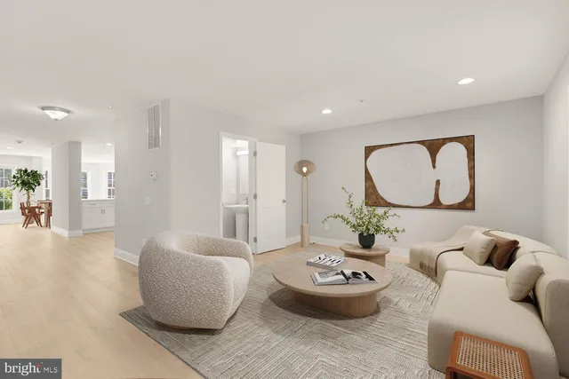 $364,100 | 1755 W Street Southeast, Unit A, Washington, DC 20020