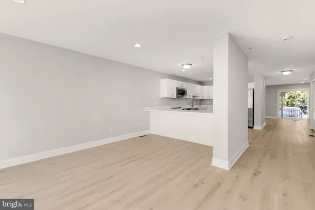 $364,100 | 1755 W Street Southeast, Unit A, Washington, DC 20020