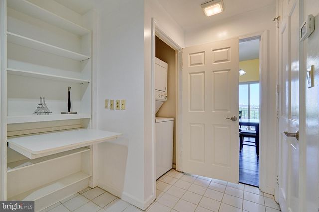 $275,000 | 3801 Canterbury Road, Unit 807, Baltimore, MD 21218