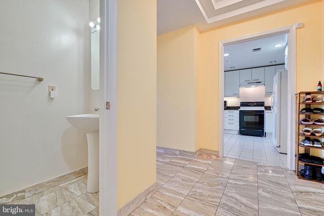 $275,000 | 3801 Canterbury Road, Unit 807, Baltimore, MD 21218