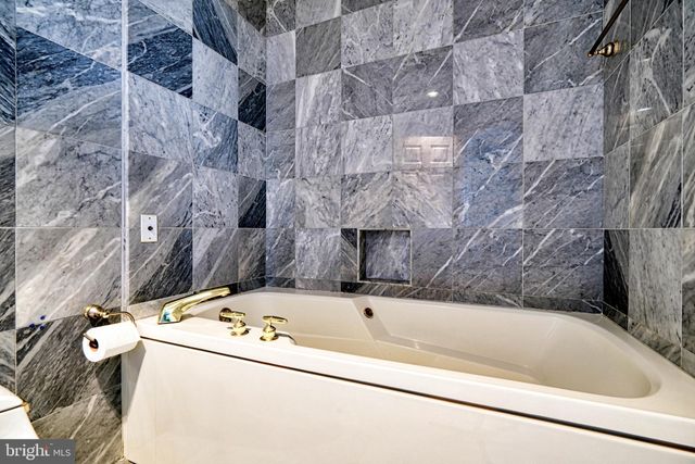 $275,000 | 3801 Canterbury Road, Unit 807, Baltimore, MD 21218