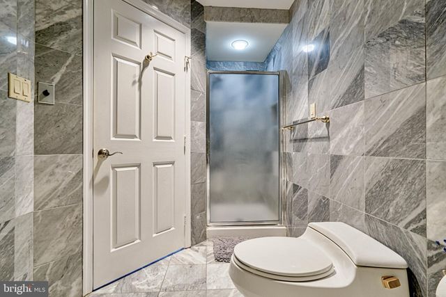 $275,000 | 3801 Canterbury Road, Unit 807, Baltimore, MD 21218