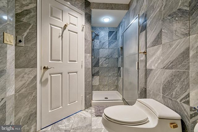 $275,000 | 3801 Canterbury Road, Unit 807, Baltimore, MD 21218