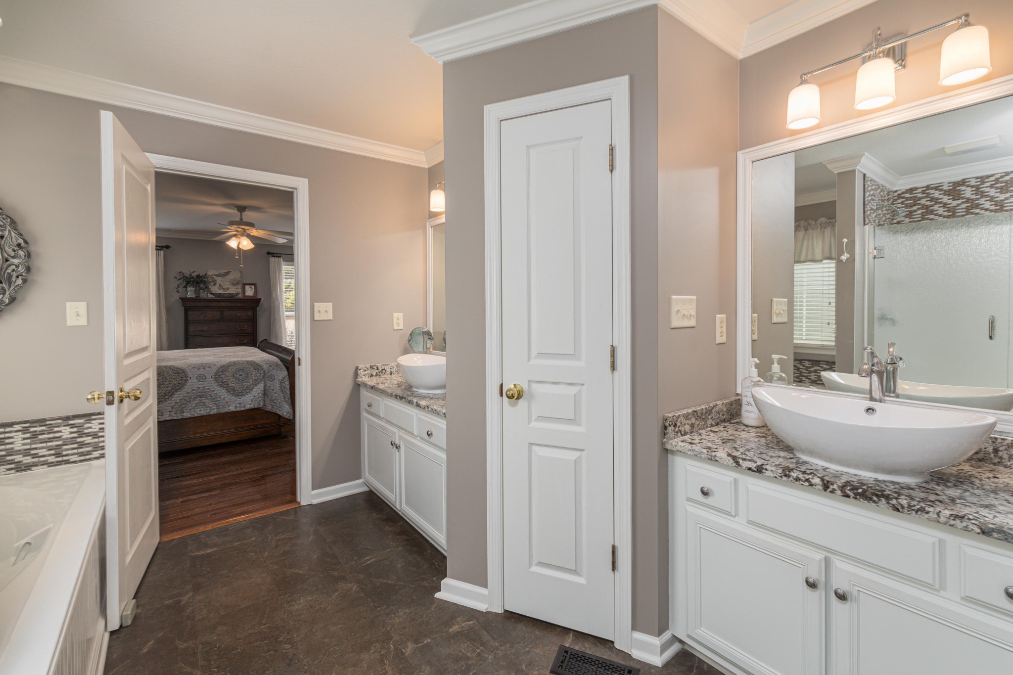 1301 Wineberry Road Powell, TN 37849 - Photo 6 of 19 Gallery Image 6