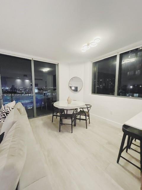 121 Northeast 34th Street, Unit 1409 Miami, FL 33137 - Photo 4 of 10