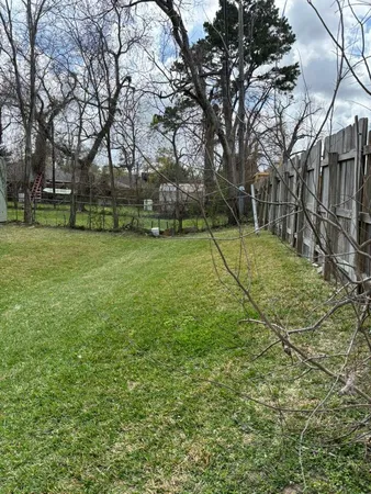 $1,525 | 7318 Dearborn Street, Unit B, Houston, TX 77055