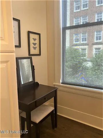 $2,250 | 105 North Pearl Street, Unit B, Natchez, MS 39120