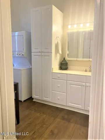 $2,250 | 105 North Pearl Street, Unit B, Natchez, MS 39120