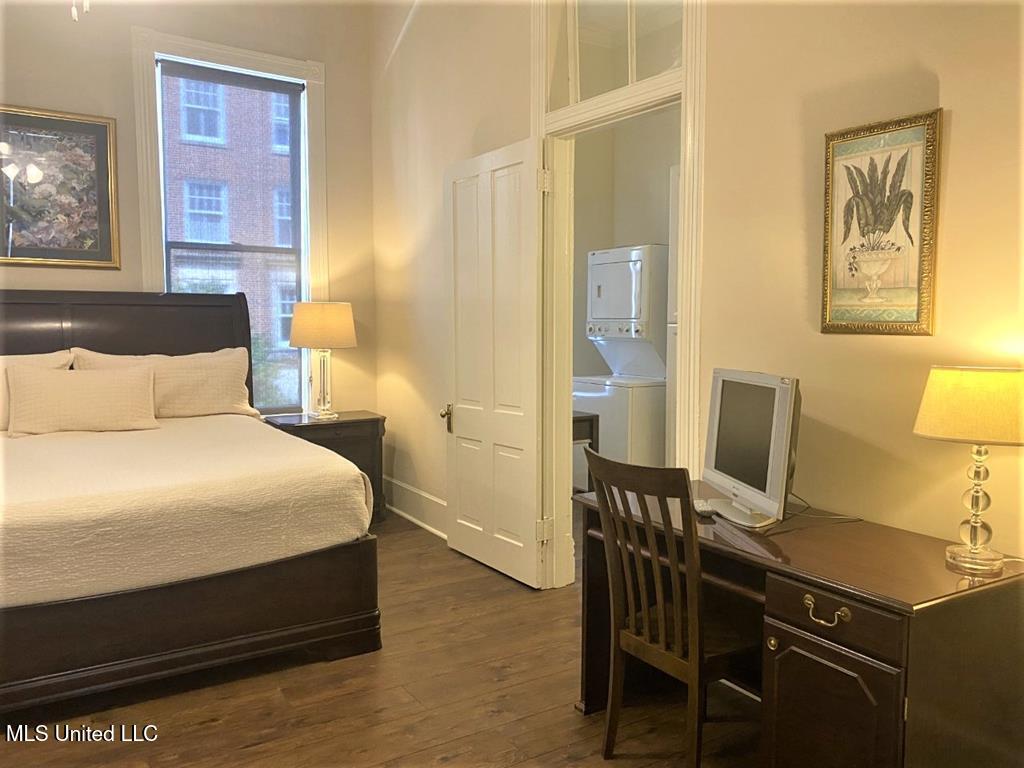 105 North Pearl Street, Unit B Natchez, MS 39120 - Photo 15 of 28 20241467_14