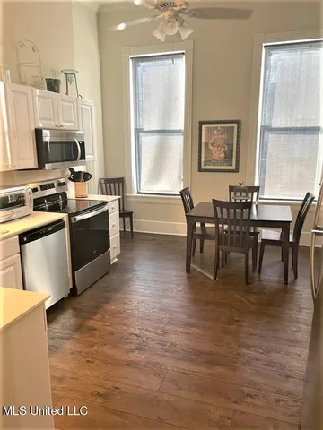 $2,250 | 105 North Pearl Street, Unit B, Natchez, MS 39120