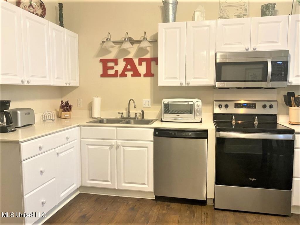 105 North Pearl Street, Unit B Natchez, MS 39120 - Photo 4 of 28 20241467_3