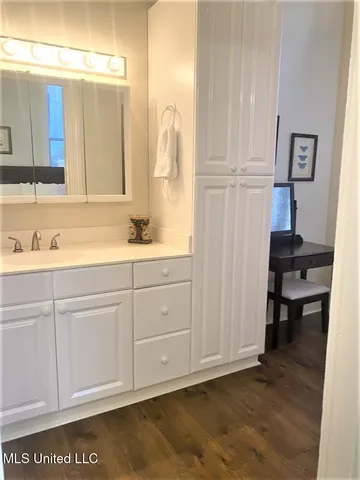 $2,250 | 105 North Pearl Street, Unit B, Natchez, MS 39120