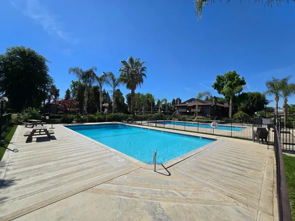 $1,425 | 4860 East Lane Avenue, Unit 118, Fresno, CA 93727