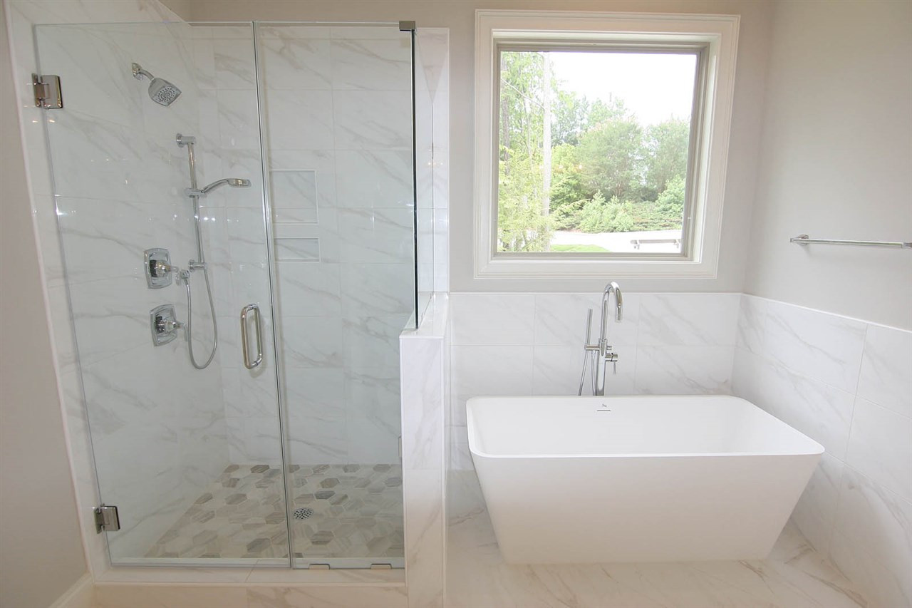 5108 Swift Ridge Road Raleigh, NC 27606 - Photo 17 of 25 Master Bath/Spa