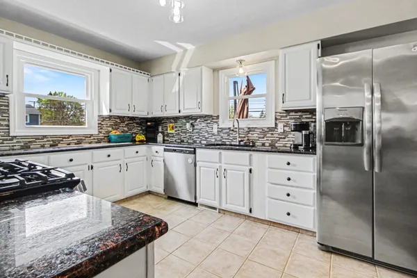 $419,900 | 1607 Brookline Street, Canton, MI 48187