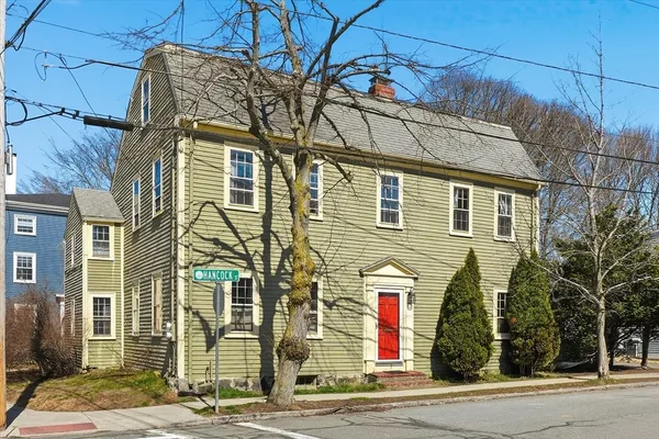 $625,000 | 1 1/2 Hancock Street, Unit 11/2, Newburyport, MA 01950