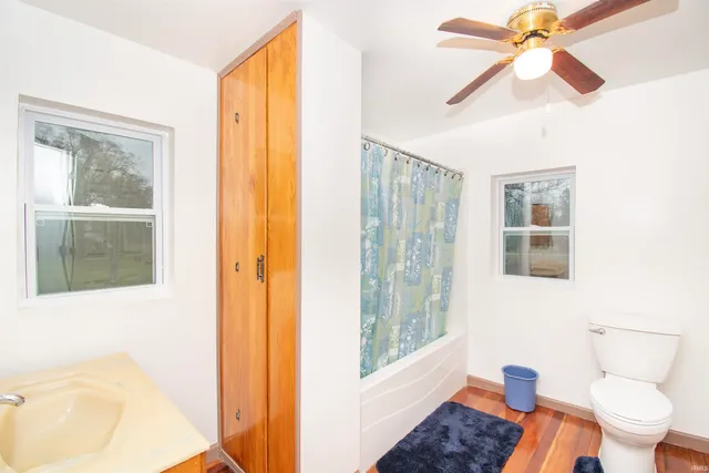 $160,000 | 523 South Oak Street, Kendallville, IN 46755