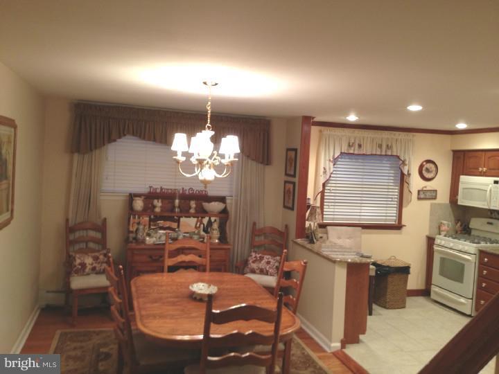 3844 Salina Road Philadelphia, PA 19154 - Photo 5 of 13 Gallery Image 5