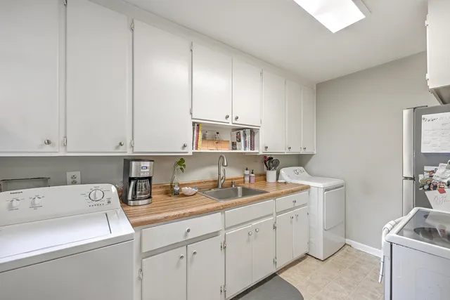 $3,800 | 736 McCants Drive, Mount Pleasant, SC 29464