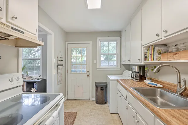 $3,800 | 736 McCants Drive, Mount Pleasant, SC 29464